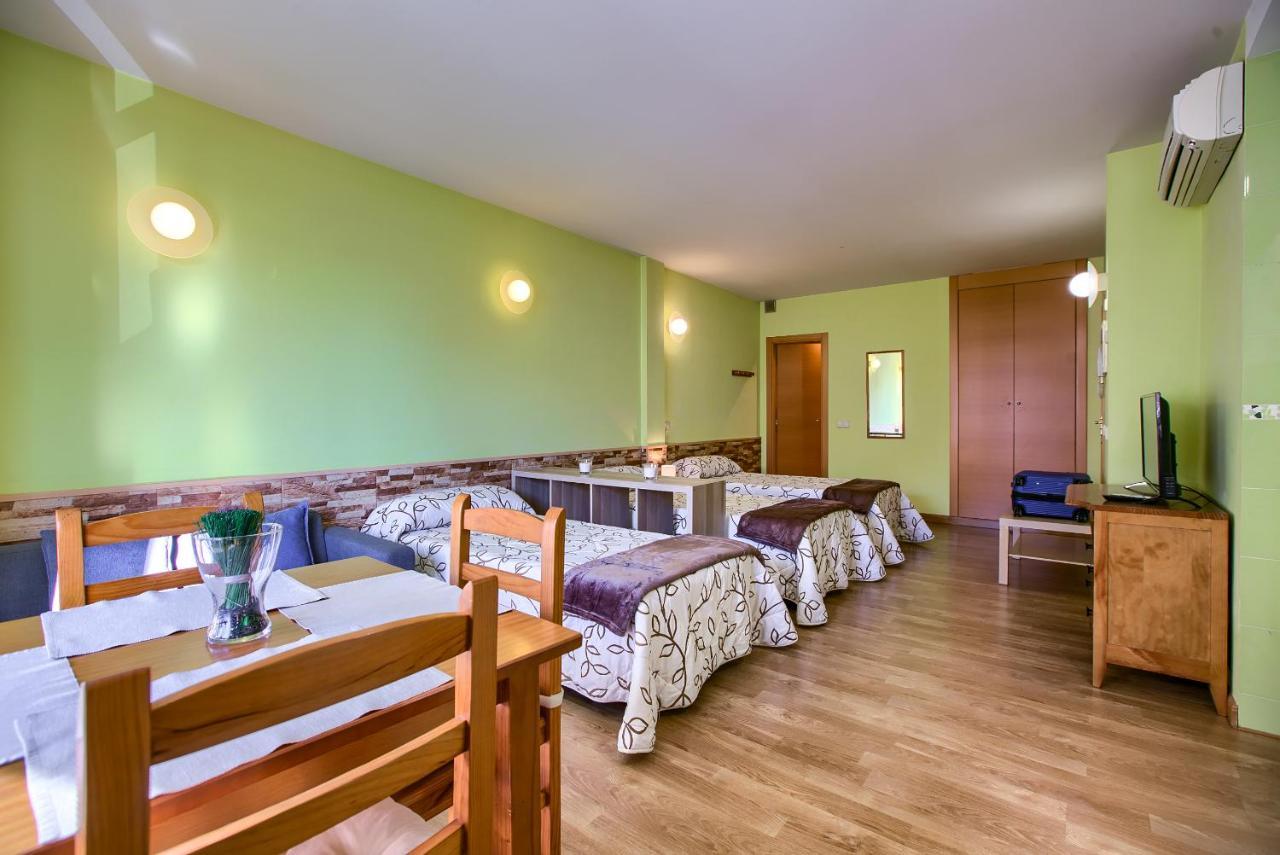 Apartamentos Barajas マドリード エクステリア 写真