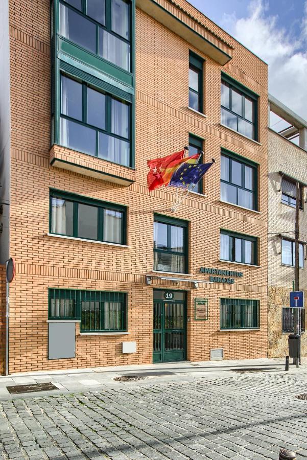 Apartamentos Barajas マドリード エクステリア 写真