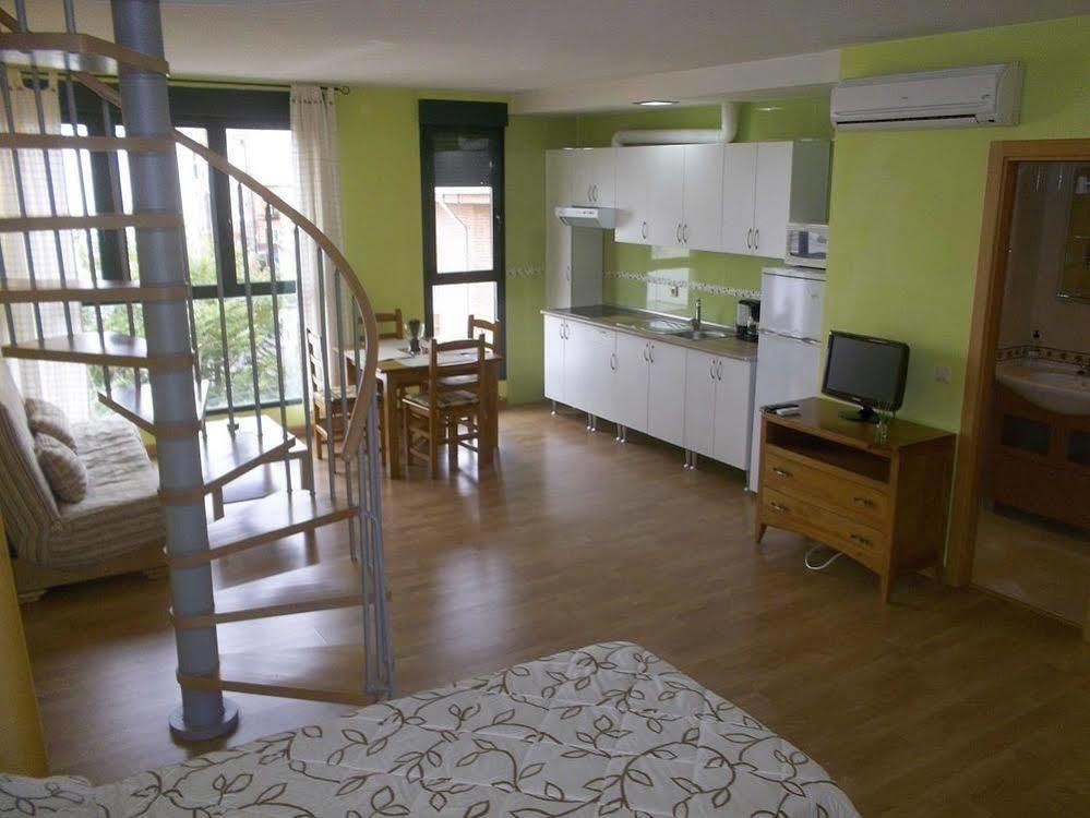 Apartamentos Barajas マドリード エクステリア 写真